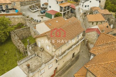 Moradia T4 Venda em Rio Torto e Lagarinhos,Gouveia