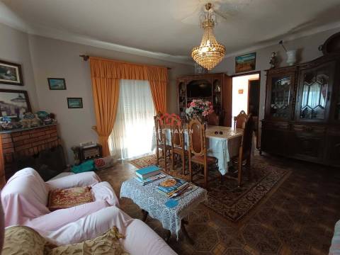 Moradia Isolada T3 Venda em Real,Penalva do Castelo