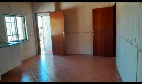 Andar Moradia T2 Venda em Melo e Nabais,Gouveia