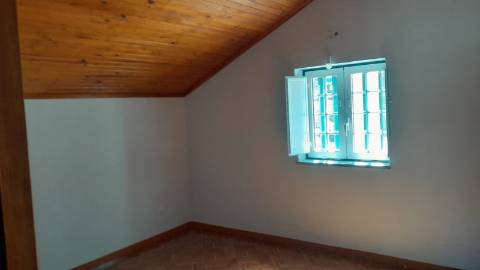 Andar Moradia T2 Venda em Melo e Nabais,Gouveia