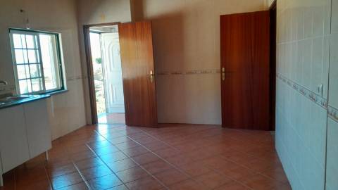 Andar Moradia T2 Venda em Melo e Nabais,Gouveia
