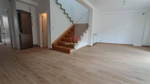 Moradia T4 Venda em Sazes da Beira,Seia