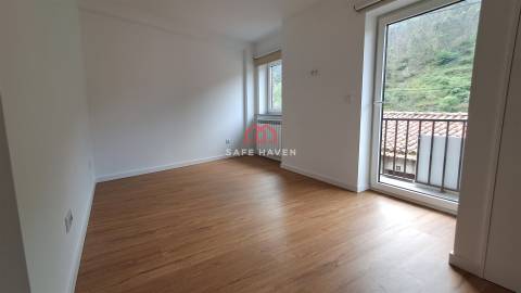 Moradia T4 Venda em Sazes da Beira,Seia