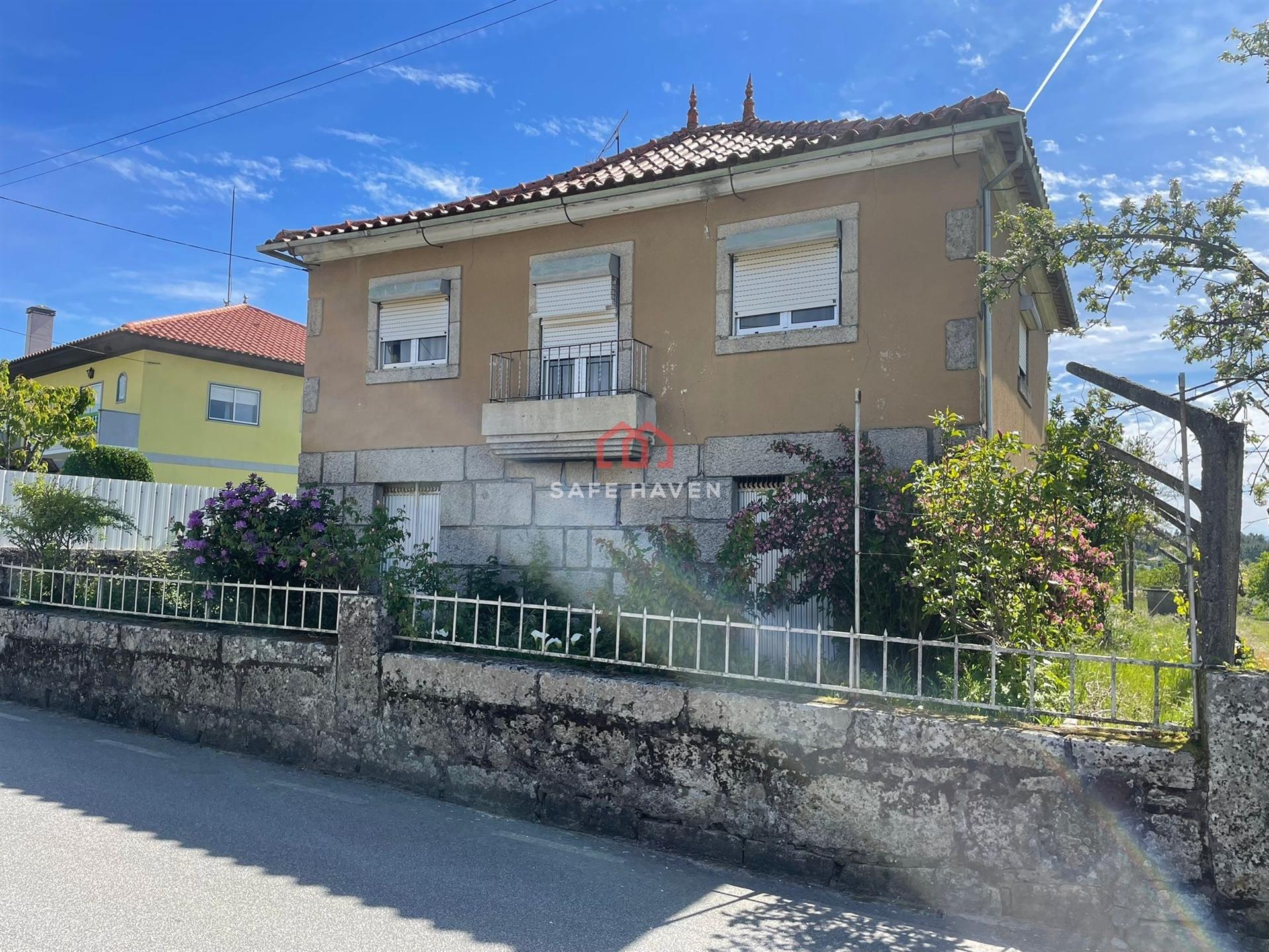 Moradia Isolada T3 Venda em Tavares (Chãs, Várzea e Travanca),Mangualde