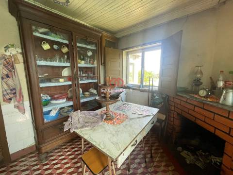 Moradia Isolada T3 Venda em Tavares (Chãs, Várzea e Travanca),Mangualde