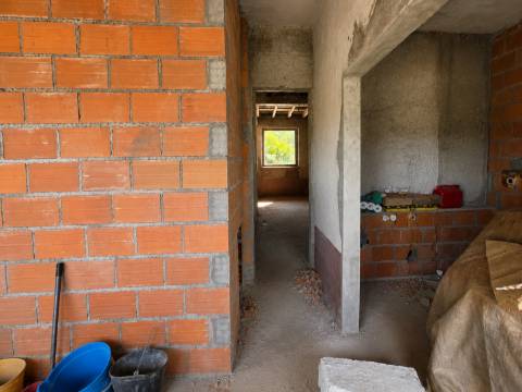 Moradia para Restaurar T3 Venda em Fornos de Maceira Dão,Mangualde