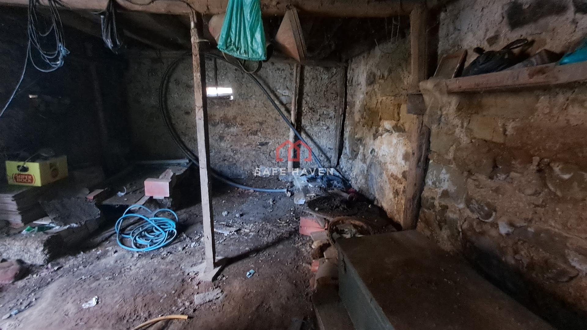 Moradia T2 Venda em Carragozela e Várzea de Meruge,Seia