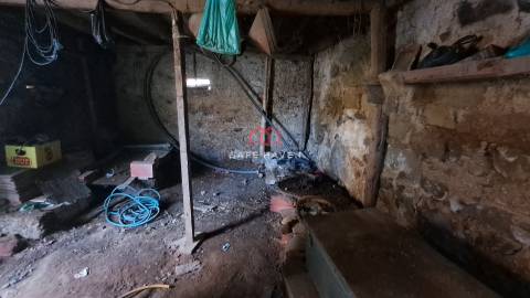 Moradia T2 Venda em Carragozela e Várzea de Meruge,Seia