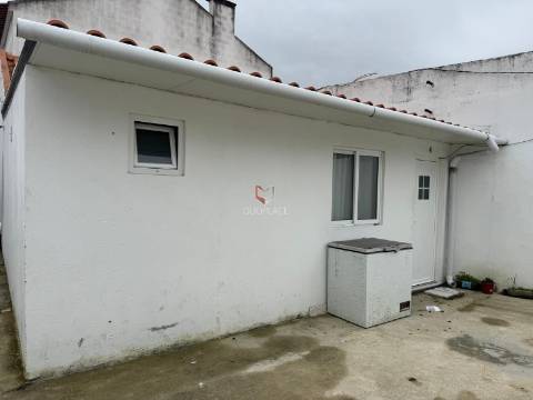 Moradia em Banda T2 Venda em Sarilhos Grandes,Montijo