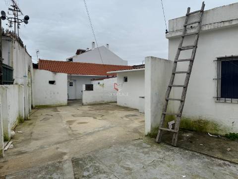 Moradia em Banda T2 Venda em Sarilhos Grandes,Montijo