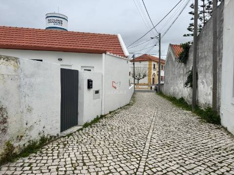 Moradia em Banda T2 Venda em Sarilhos Grandes,Montijo