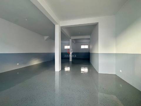 Loja para Arrendamento – Excelente Oportunidade em Zona Residencial e de Serviços