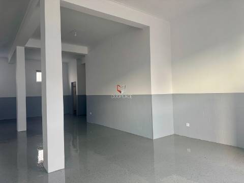 Loja para Arrendamento – Excelente Oportunidade em Zona Residencial e de Serviços