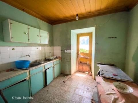 Moradia para Restaurar T4 Venda em Avelar,Ansião