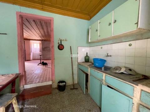 Moradia para Restaurar T4 Venda em Avelar,Ansião