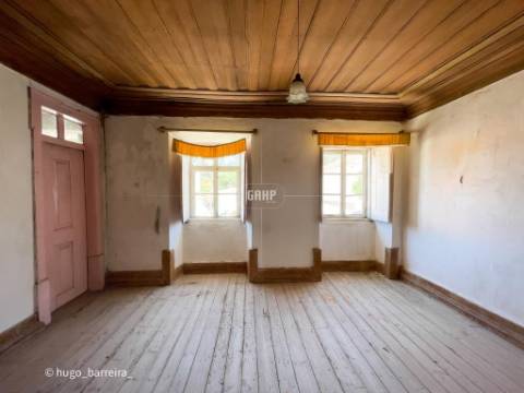 Moradia para Restaurar T4 Venda em Avelar,Ansião