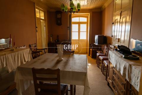 Moradia Geminada T5 Venda em Lorvão,Penacova