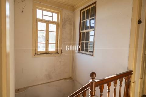 Moradia Geminada T5 Venda em Lorvão,Penacova