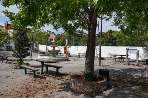 Moradia Devoluta  Venda em Lorvão,Penacova