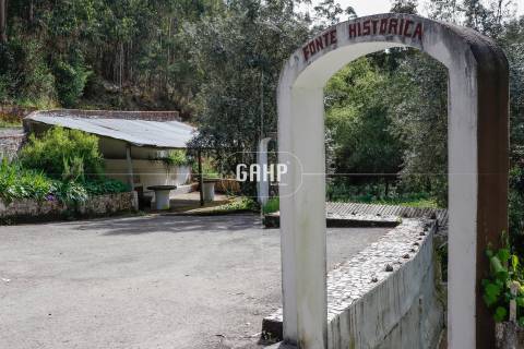 Moradia Devoluta  Venda em Lorvão,Penacova