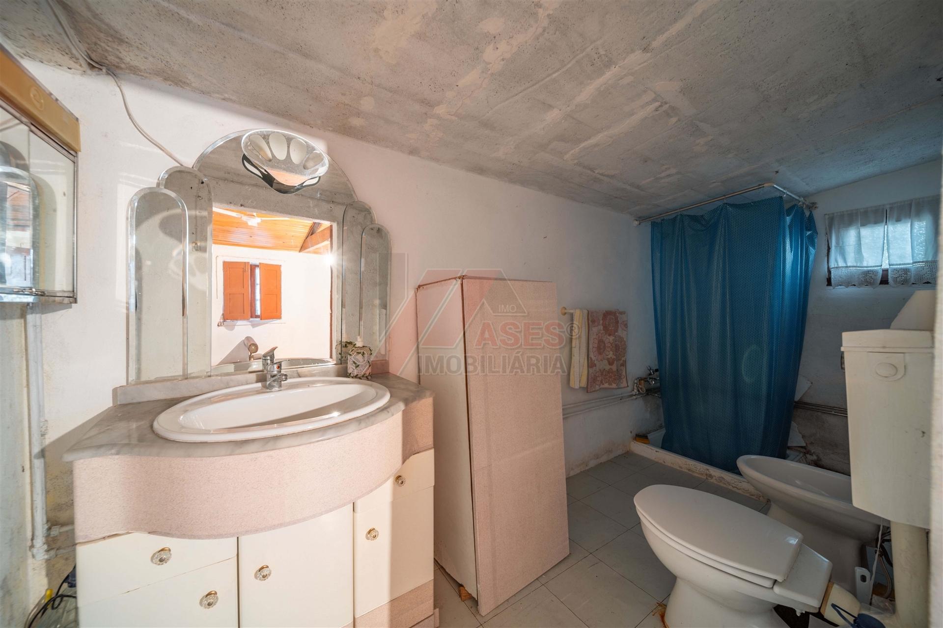 QUINTINHA - MORADIA RÚSTICA EM TRAVASSÓS - FAFE!