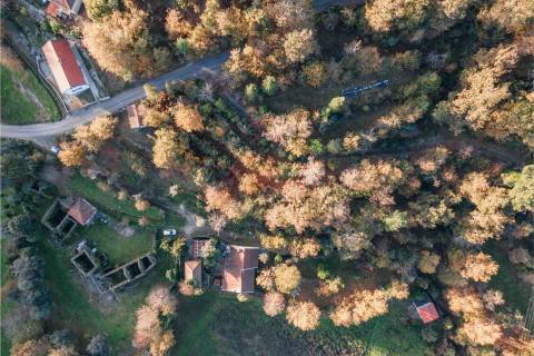 ALPENDRE E TERRENO EM TRAVASSÓS - FAFE