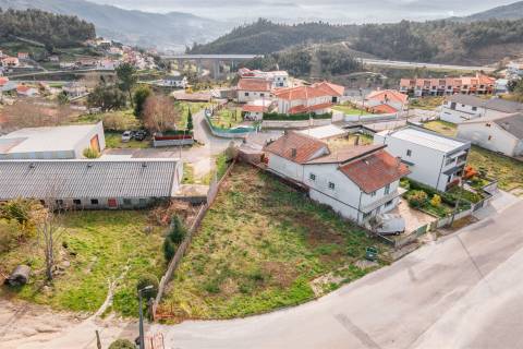 Lote de Terreno T0 Venda em Basto (São Clemente),Celorico de Basto