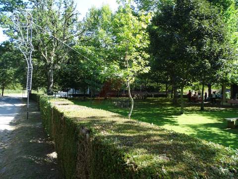 Lote de Terreno  Venda em Estorãos,Fafe
