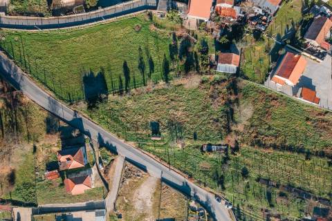 TERRENO PARA CONSTRUÇÃO  COM ÓTIMAS VISTAS!