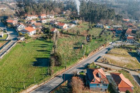 TERRENO PARA CONSTRUÇÃO  COM ÓTIMAS VISTAS!