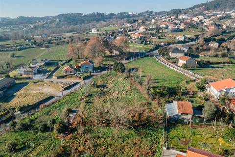 TERRENO PARA CONSTRUÇÃO  COM ÓTIMAS VISTAS!