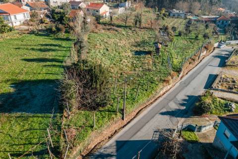 TERRENO PARA CONSTRUÇÃO  COM ÓTIMAS VISTAS!