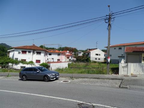 LOTE URBANO COM ÓTIMA LOCALIZAÇÃO!