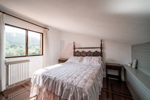 PRÉDIO COM VÁRIAS FRAÇÕES!