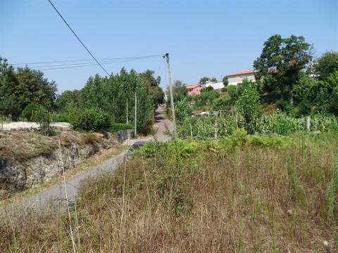 Terreno inserido em zona de construção para venda em Antime - Fafe!