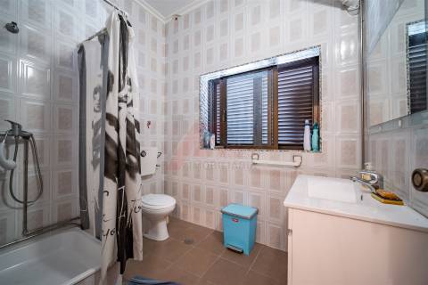 Oportunidade de Investimento | 3 Frações  com Potencial Habitacional Total em Travassós, Fafe!