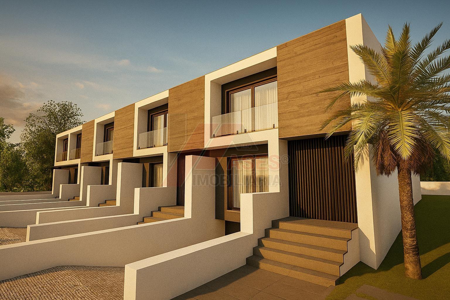 MORADIA EM BANDA T3 EM CONSTRUÇÃO!