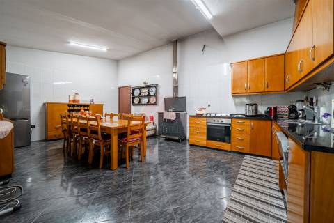 MORADIA EM BANDA T3!