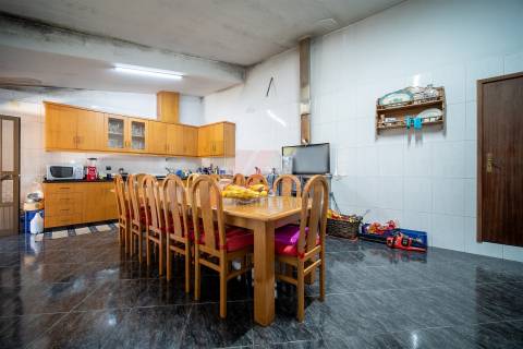 MORADIA EM BANDA T3!