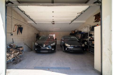 MORADIA EM BANDA T3!