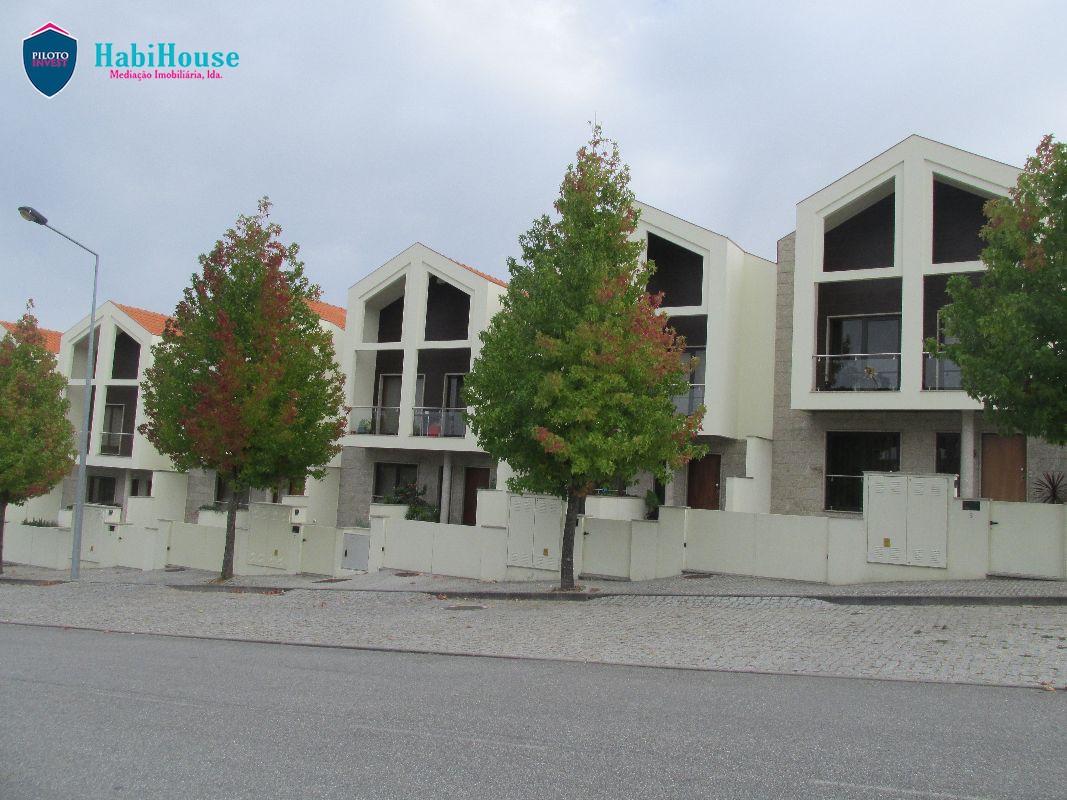 Lote de Terreno  Venda em Abraveses,Viseu