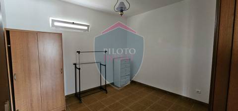 Armazém  Venda em Repeses e São Salvador,Viseu