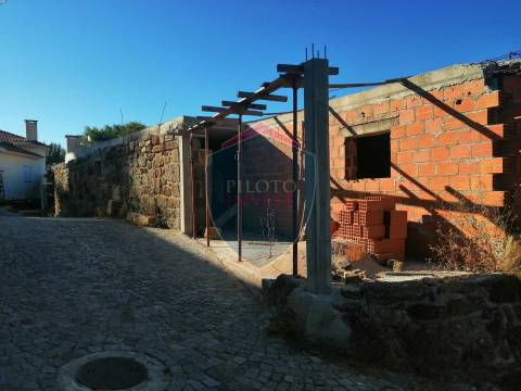 Moradia Isolada T3+1 Venda em Couto de Baixo e Couto de Cima,Viseu