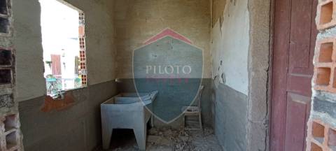 Moradia Isolada T3+4 Venda em Carvalhal Redondo e Aguieira,Nelas