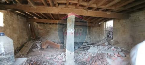 Moradia Isolada T3+4 Venda em Carvalhal Redondo e Aguieira,Nelas