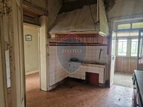 Moradia T7 Venda em São Miguel do Outeiro e Sabugosa,Tondela