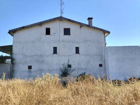 Moradia Isolada T6 Venda em Queirã,Vouzela