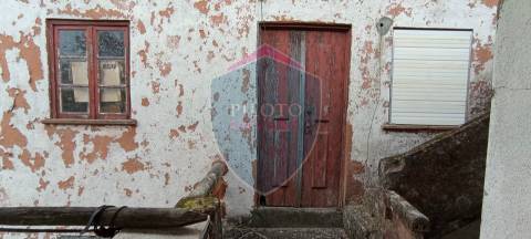 Moradia Geminada  Venda em Abraveses,Viseu