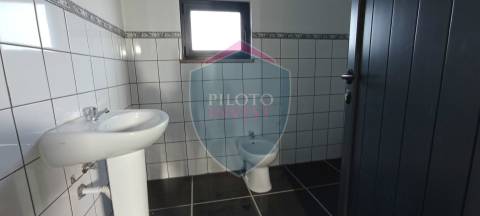 Armazém  Arrendamento em Mundão,Viseu