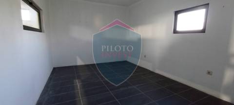 Armazém  Arrendamento em Mundão,Viseu